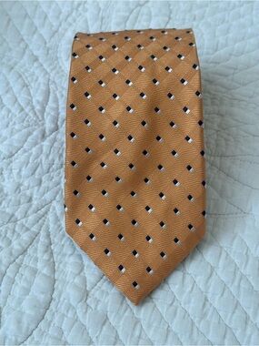 Jos. A. Bank Executive Collection 100% Silk Orange and Navy Tie